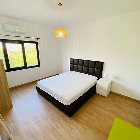 Papadavid Apartments Paphos Luaran gambar