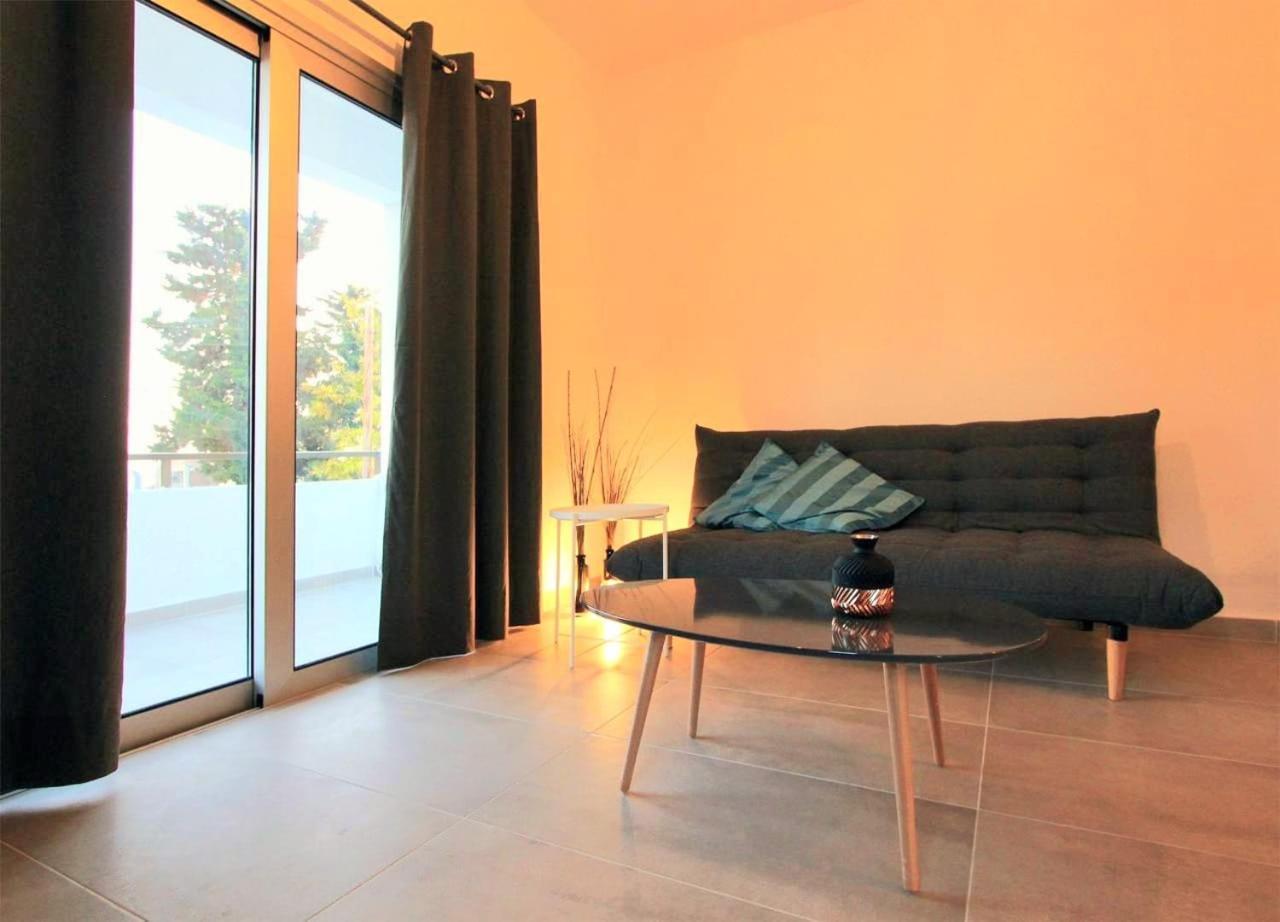 Papadavid Apartments Paphos Luaran gambar