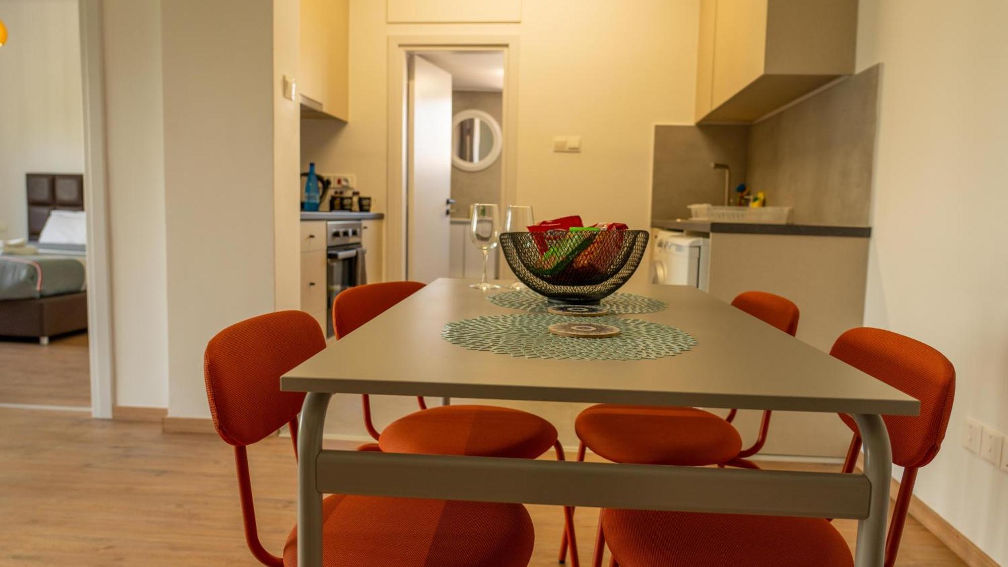 Papadavid Apartments Paphos Luaran gambar